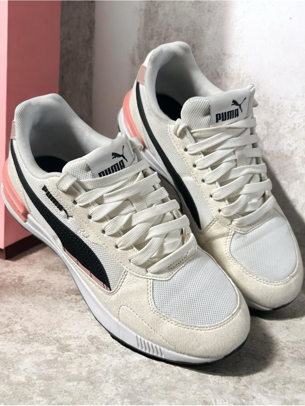 PUMA cream & Pink Casual Runner Sneakers